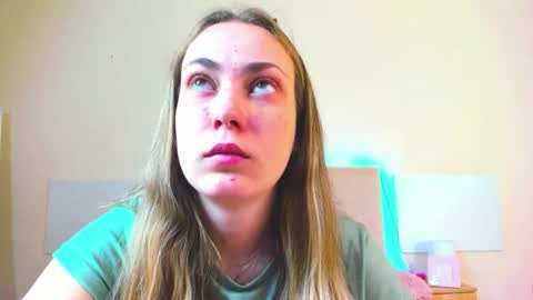 Melania online show from 06-08-26, 05:41