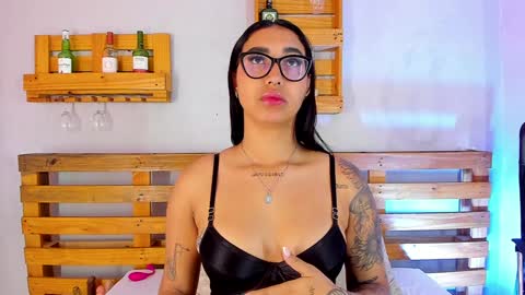 Melanie online show from 01-03-25, 07:29