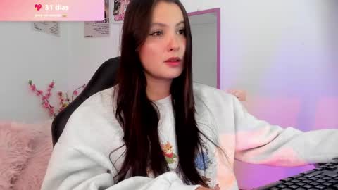Snapshot of melanieev chatting on 04-28-26, 03:50 mel online show from 04-28-26, 03:50