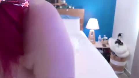 Melanie Franaise online show from 03-23-26, 07:45