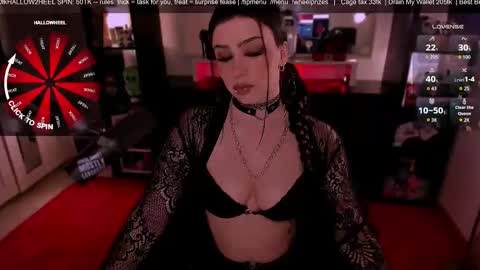 Melanie  online show from 10-31-25, 07:26