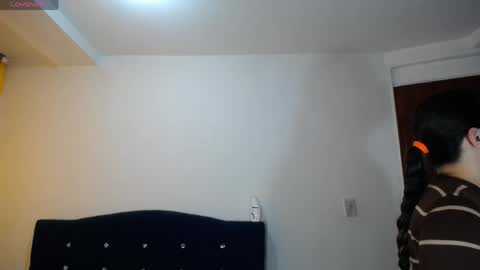 Melanie Parker online show from 05-07-26, 01:38