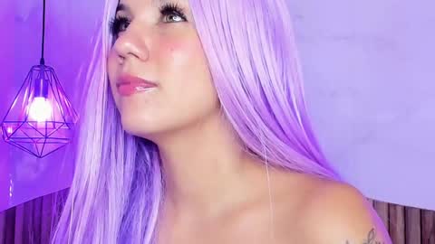 Melanie Roux online show from 01-10-25, 11:08