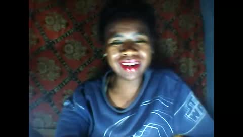 melanih online show from 10-15-25, 10:32