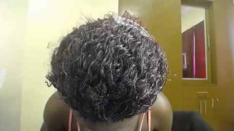 Snapshot of melanin_bae chatting on 09-18-25, 07:10 Baby online show from 09-18-25, 07:10