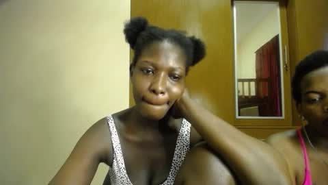 Snapshot of melanin_bae chatting on 10-30-25, 08:05 Baby online show from 10-30-25, 08:05