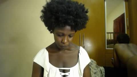 Snapshot of melanin_bae chatting on 11-03-25, 07:04 Baby online show from 11-03-25, 07:04