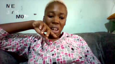 melaninndriping online show from 11-01-25, 09:33