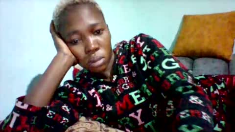 melaninndriping online show from 11-12-25, 03:18