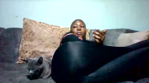 melaninndriping online show from 11-21-25, 07:23