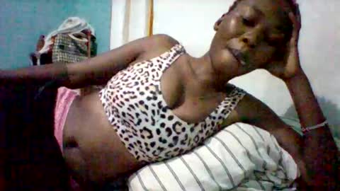 melaninndriping online show from 12-02-25, 05:24