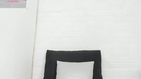 melannie roses online show from 02-08-25, 08:53