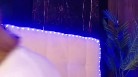 melanniebrown online show from 03-09-26, 06:06