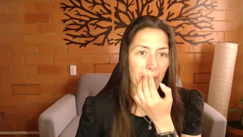 Snapshot of melanny_69 chatting on 10-08-25, 12:14 Melanny online show from 10-08-25, 12:14