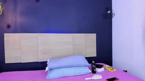 Snapshot of melannycollins__ chatting on 11-21-25, 12:15 Melanny online show from 11-21-25, 12:15