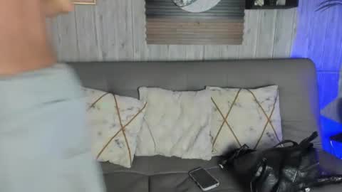 Melany online show from 10-02-25, 03:19