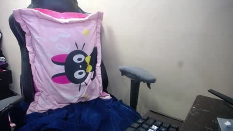 melany online show from 12-13-24, 05:43