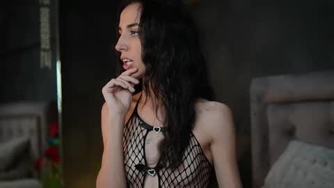  Melany  online show from 09-18-25, 08:55