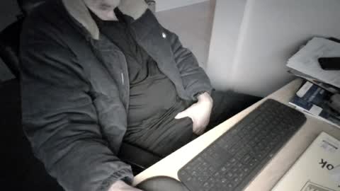 melbguy_075 online show from 07-28-26, 07:04