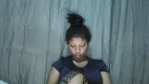 Snapshot of meld2599 chatting on 10-08-25, 04:15 meld2599 online show from 10-08-25, 04:15