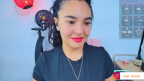    Independent model online show from 03-06-26, 08:33