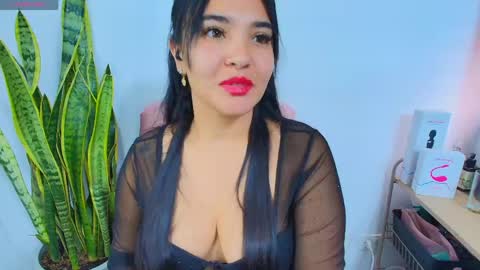    Independent model online show from 05-04-26, 08:49