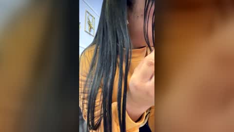 MELIE online show from 03-31-26, 10:59