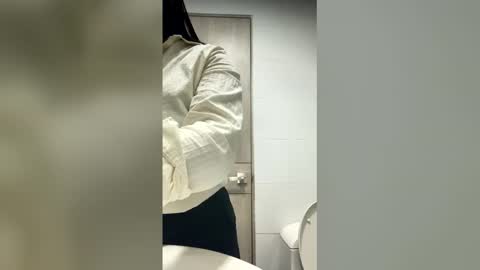 MELIE online show from 04-10-26, 10:42