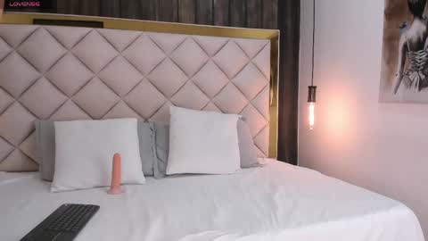 Snapshot of meliissa_cano chatting on 05-14-26, 07:42 Meliisa online show from 05-14-26, 07:42