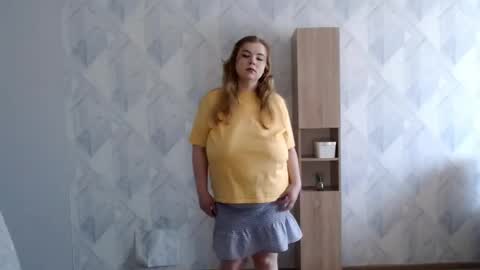 Snapshot of melina_beauty chatting on 05-04-26, 07:26 Melina online show from 05-04-26, 07:26