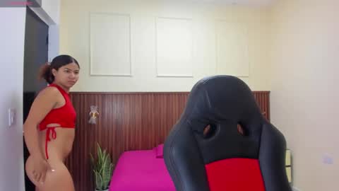 M E L I N A  online show from 10-08-25, 07:44