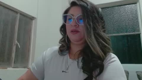 Snapshot of melinda_bob chatting on 02-22-26, 06:02 Melinda online show from 02-22-26, 06:02