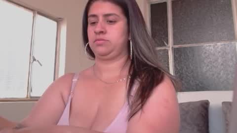 Snapshot of melinda_bob chatting on 03-02-26, 08:04 Melinda online show from 03-02-26, 08:04