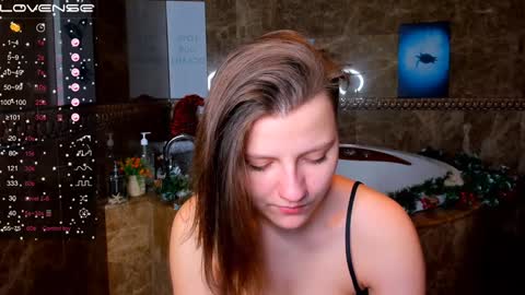 Melinda online show from 12-30-24, 01:26