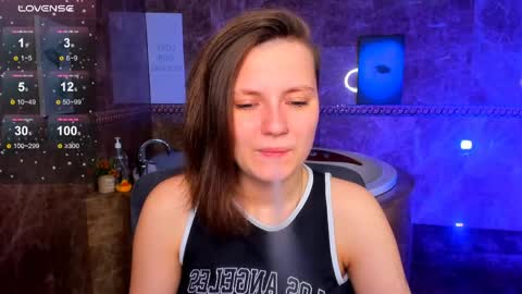 Snapshot of melindat chatting on 06-06-26, 12:05 Melinda online show from 06-06-26, 12:05