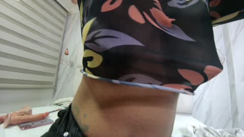 Melissa online show from 02-03-25, 11:42