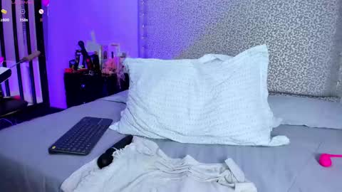 Melissa online show from 02-13-25, 07:21