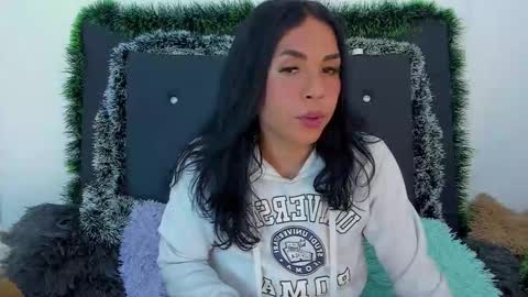 Melissa G online show from 12-19-25, 06:20