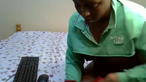 melisahh online show from 11-04-25, 02:43