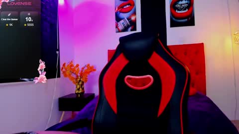 Melissa SC online show from 01-20-25, 07:25