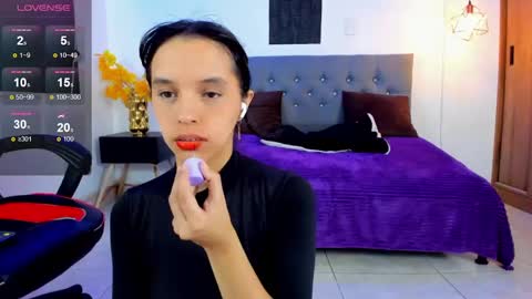 Melissa SC online show from 09-15-25, 09:04