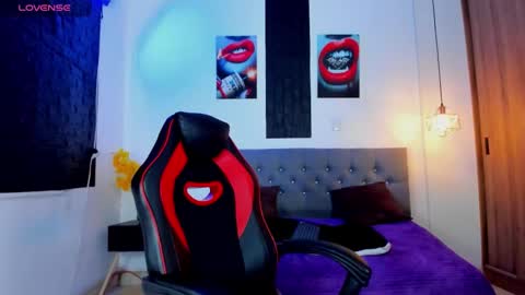 Melissa SC online show from 10-23-25, 08:29