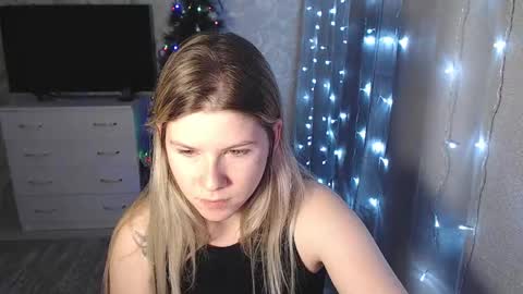 Melissa  Ray online show from 01-10-25, 06:38