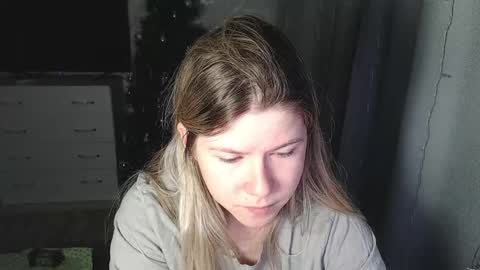 Melissa  Ray online show from 01-15-25, 07:34