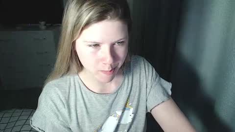 Melissa  Ray online show from 03-04-25, 04:41