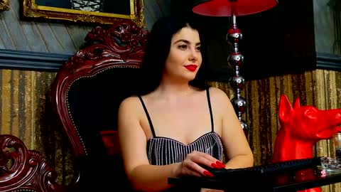 Snapshot of melissa_glow chatting on 12-30-24, 01:03 Melissa online show from 12-30-24, 01:03