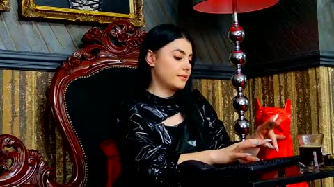 Snapshot of melissa_glow chatting on 02-07-25, 01:53 Melissa online show from 02-07-25, 01:53