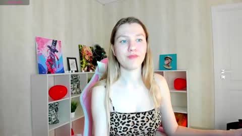 Snapshot of melissa_moooree chatting on 02-27-25, 02:21 melissa_moooree online show from 02-27-25, 02:21