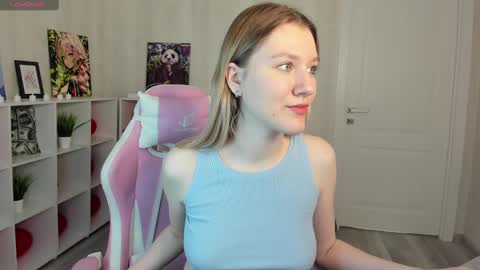 Snapshot of melissa_moooree chatting on 03-11-25, 08:20 melissa_moooree online show from 03-11-25, 08:20