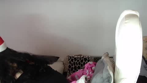 Snapshot of melissa_sexytits chatting on 12-27-24, 05:48 Lau online show from 12-27-24, 05:48